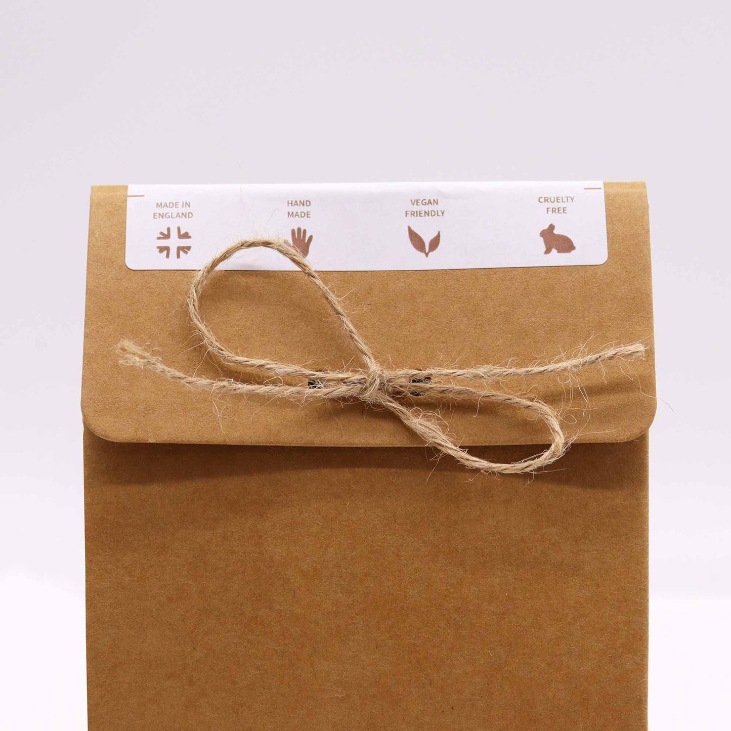 Chill Pills Gift Pack 350g – Festive Bath Bombs for Cosy Homes, showcasing the eco-friendly packaging with a twine bow, perfect for a Christmas gift home fragrance.