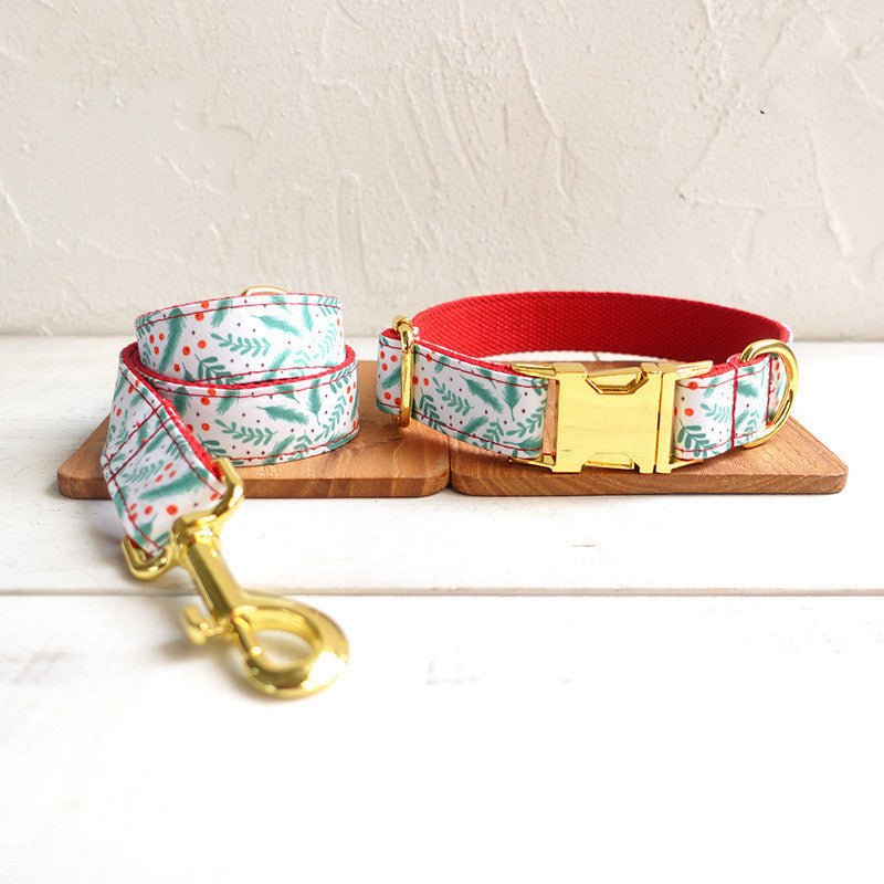 Durable Christmas Dog Collar - Bite Resistant, Adorable Design
