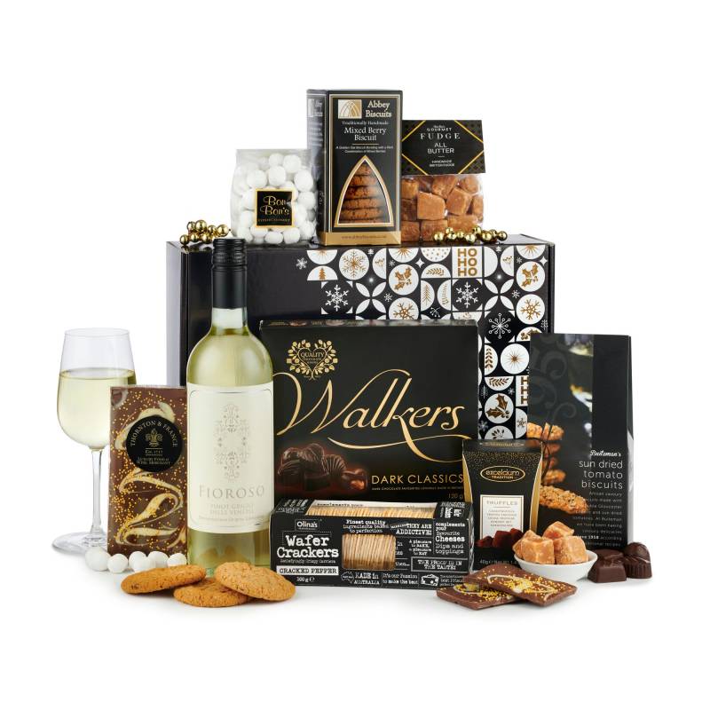 Cozy Up with The Winter Warmer Hamper: A Luxurious Treat for the Senses - Cake Pops Parties