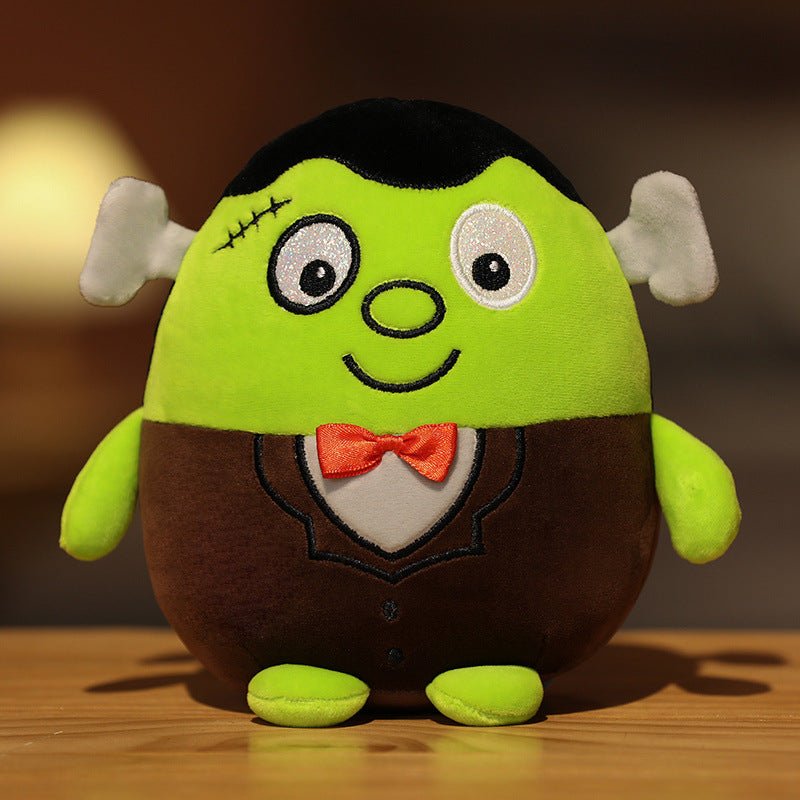 Quirky Halloween Gifts: Funny 20cm Plush Pumpkin Doll