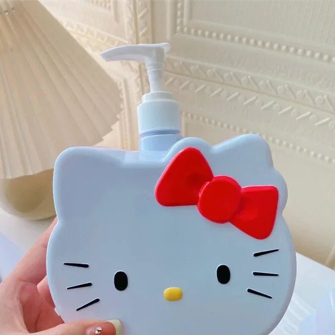 Hello Kitty 750Ml Portable Shampoo Bottle - Cute Travel Design