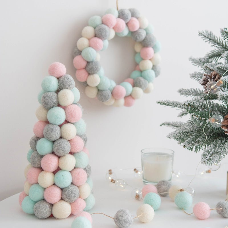 Nordic Felt Christmas Ornaments Set - Cake Pops Parties