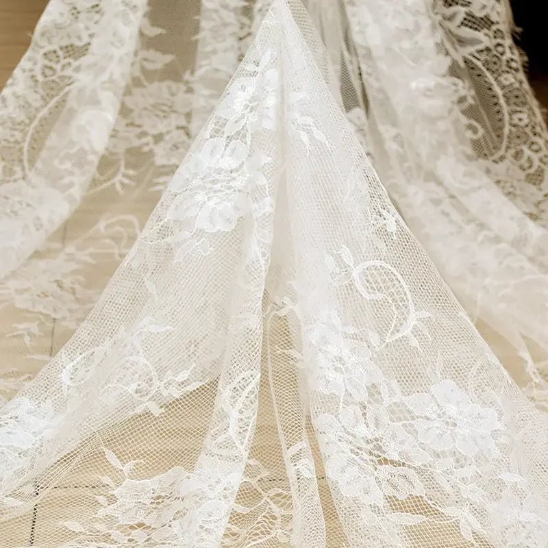 Rustic Wedding Lace Tablecloth - Cake Pops Parties