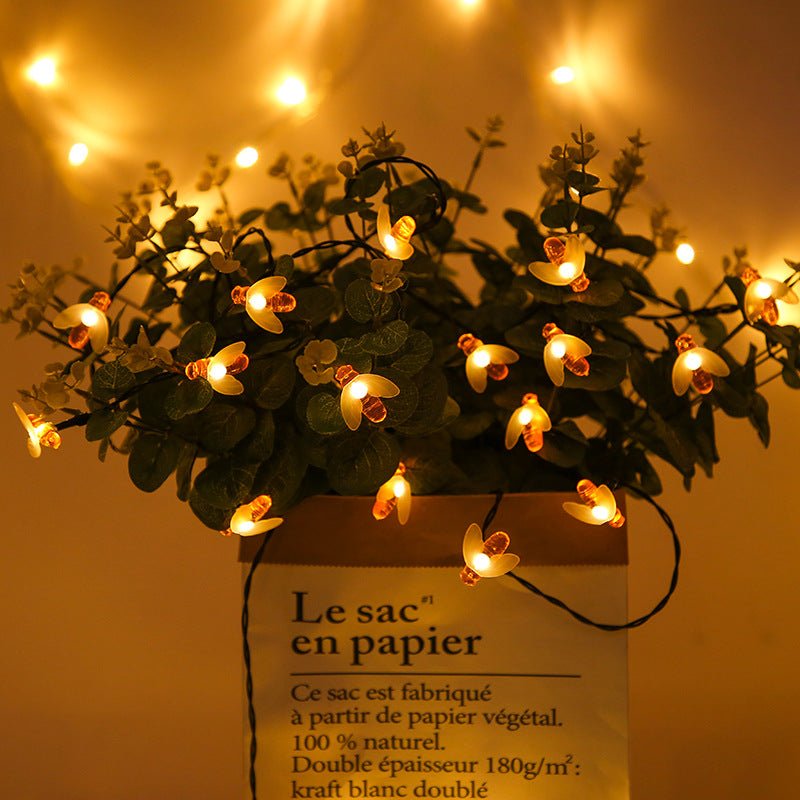 Solar String Lights - Waterproof Bee Design for Outdoor Use
