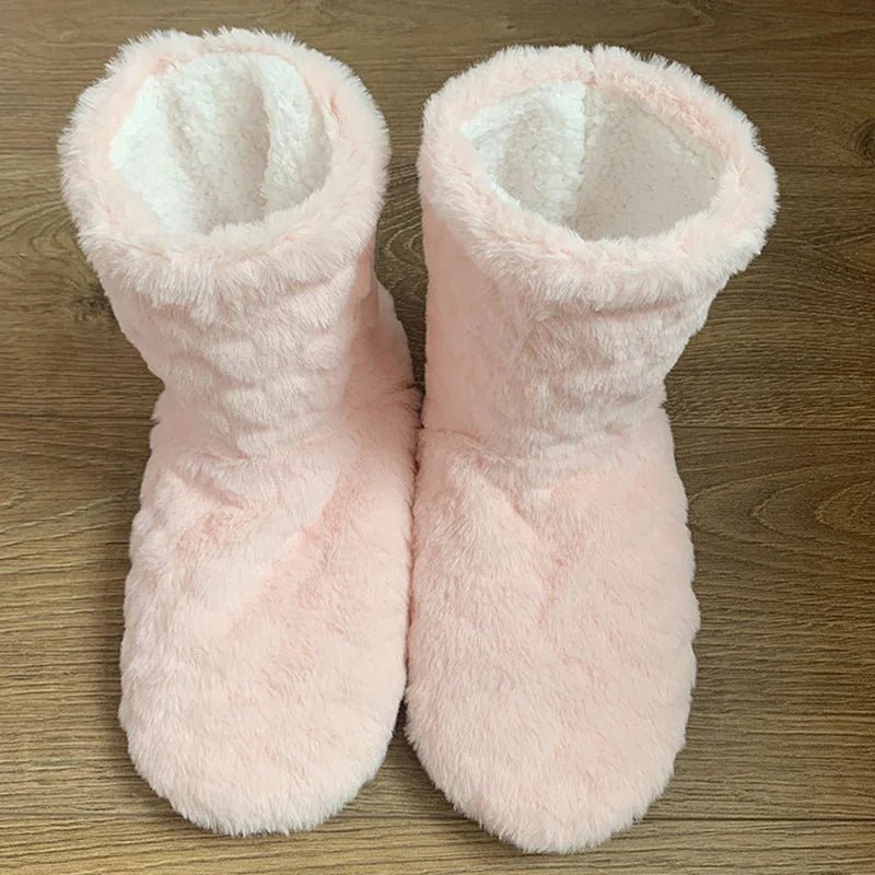 Cozy Winter Footwear: Couples Non-Slip Velvet Slippers