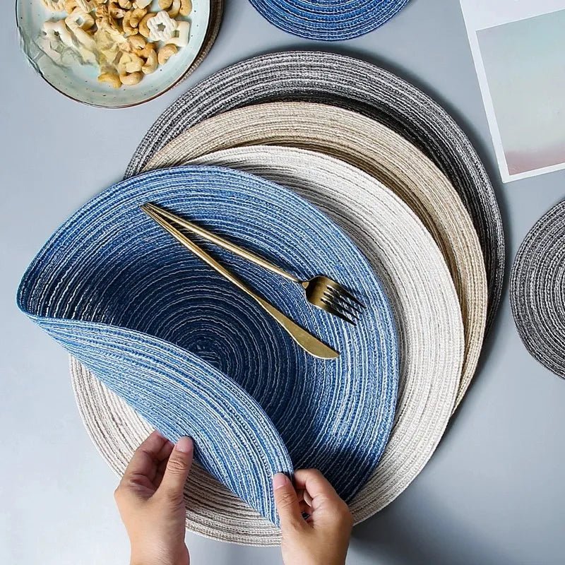 Anti - Slip Round Table Mats Set - Cake Pops Parties