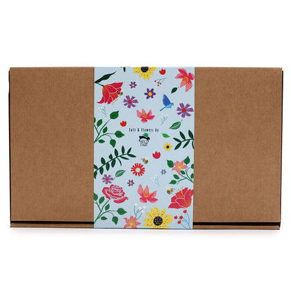 Total Unwind Spa Set - Lavender Bath Salt & Soap Flowers presented in a beautifully decorated gift box, ideal as a Christmas gift home fragrance.