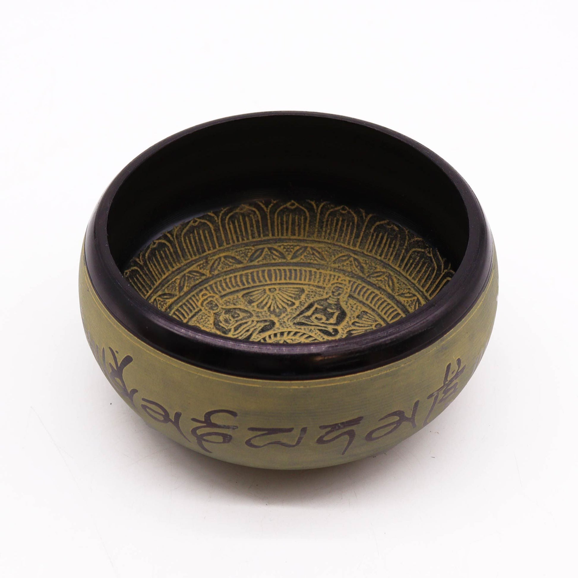 Side perspective of the Earth Powder Singing Bowl - 16cm Mantra Five Buddha Art, displaying its unique design and craftsmanship. An elegant Christmas gift for anyone seeking peace and harmony in their home.