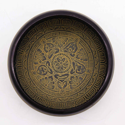 Top view of the Earth Powder Singing Bowl - 16cm Mantra Five Buddha Art, highlighting the detailed patterns that promote spiritual resonance. A thoughtful Christmas gift for enhancing home fragrance and meditative practices.