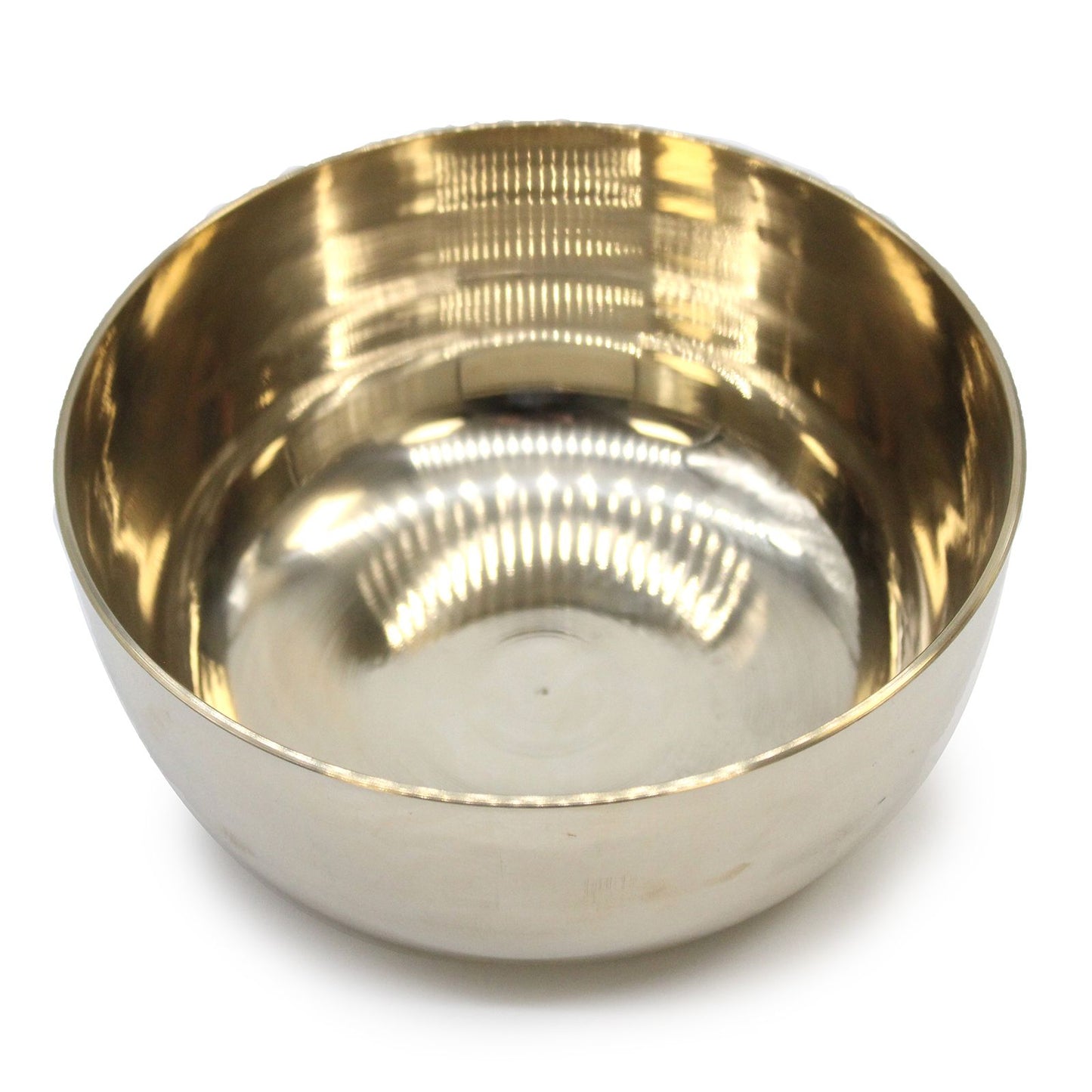 Brass Singing Bowl 17Cm – Mindful Meditation Tool for Relaxation. This image captures the interior of the bowl with its reflective surface, emphasising its quality and suitability for deep meditation sessions. Ideal for Christmas Gift Home Fragrance.