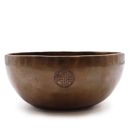 Extra Large Indian Moon Phase Singing Bowl - 22cm, 1500g showcasing a unique design with a decorative symbol, ideal for meditation and relaxation. {{scent}} {{product_type}} – Christmas Gift Home Fragrance.