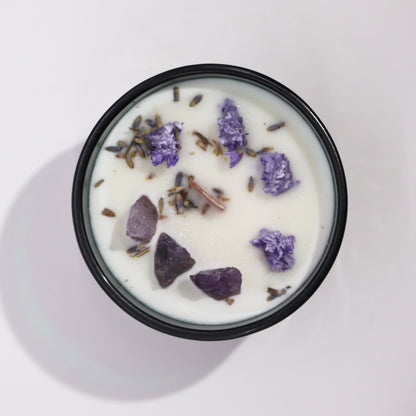 Top view of the Amethyst Lavender Magic Flower Candle, highlighting its lush lavender and amethyst pieces. An ideal Christmas gift for enhancing home fragrance.