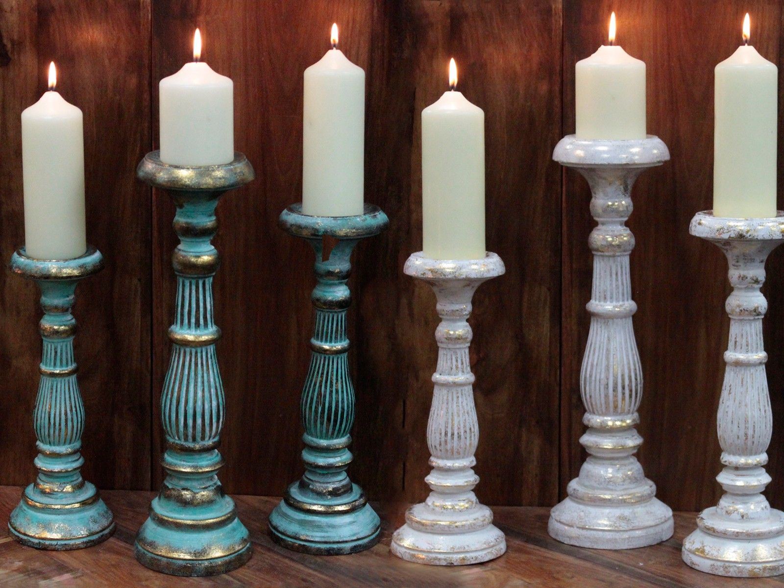Explore our Medium White Gold Candle Stand – Handcrafted Eco-Friendly Decor, showcased alongside other beautifully designed candle stands. This stylish centerpiece fits perfectly into any home and makes an excellent {{scent}} {{product_type}} – Christmas Gift Home Fragrance.