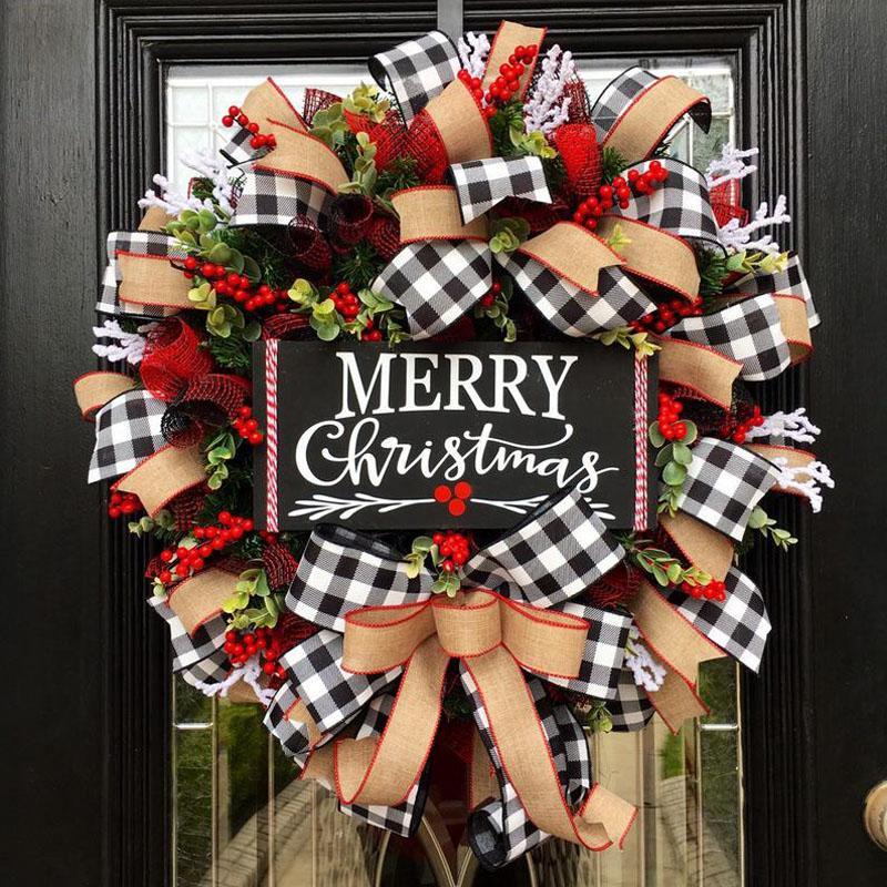 Christmas Bow Garland Decoration - Cake Pops Parties