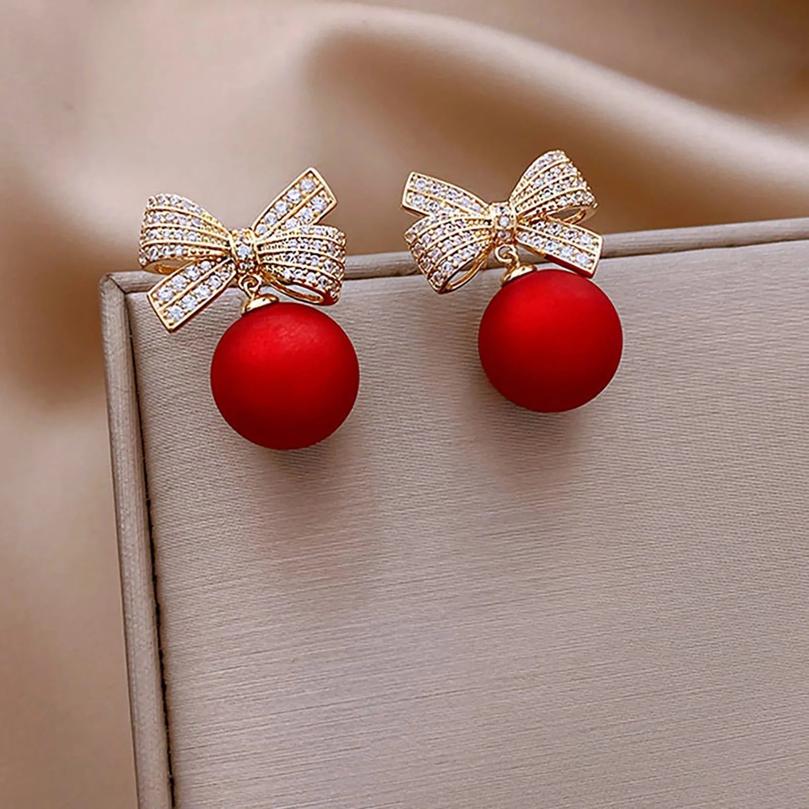 Christmas Earrings Set - Unique Festive Jewelry Gift - Cake Pops Parties