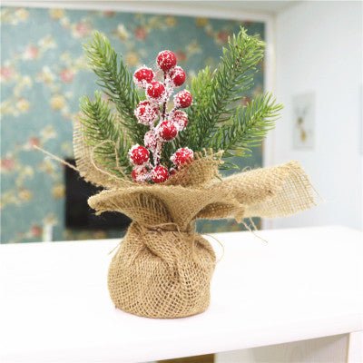 Christmas Garland Window Decoration - Cake Pops Parties