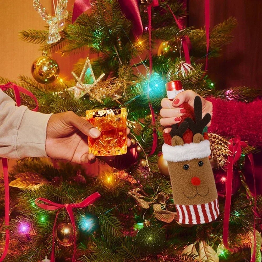 Christmas Wine Bottle Cover Set - Cake Pops Parties