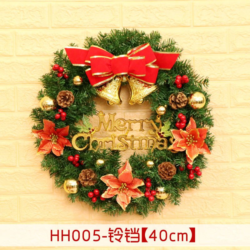 Christmas Wreath Hanging Decoration - Cake Pops Parties