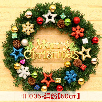 Christmas Wreath Hanging Decoration - Cake Pops Parties