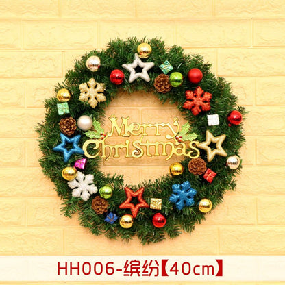Christmas Wreath Hanging Decoration - Cake Pops Parties