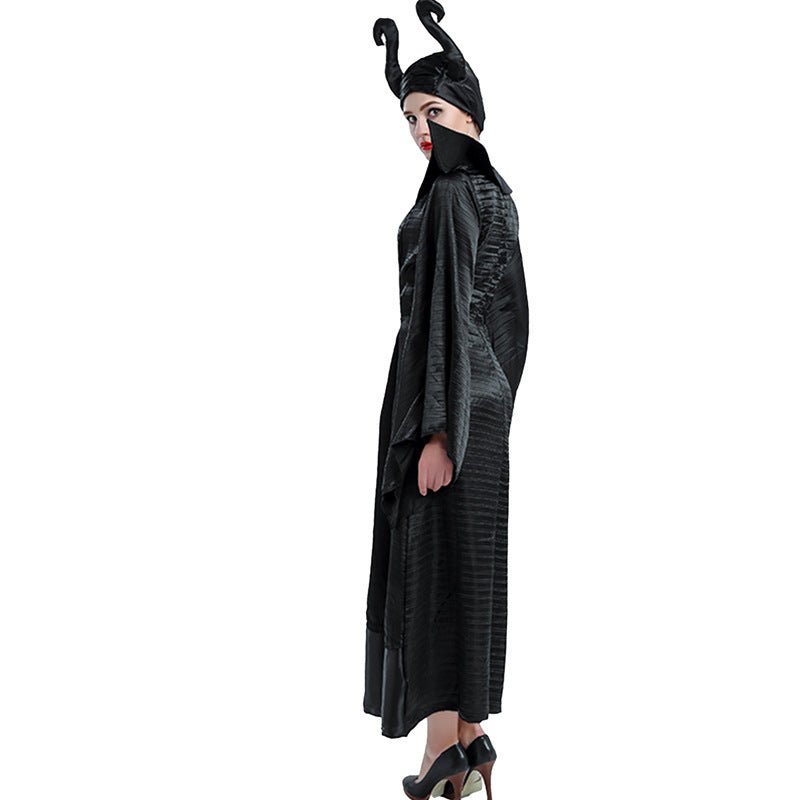 Dark Witch Halloween Costume - Cake Pops Parties