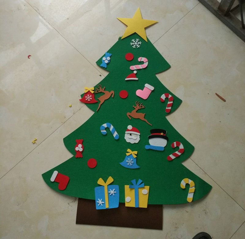 DIY Felt Christmas Tree Set - Cake Pops Parties
