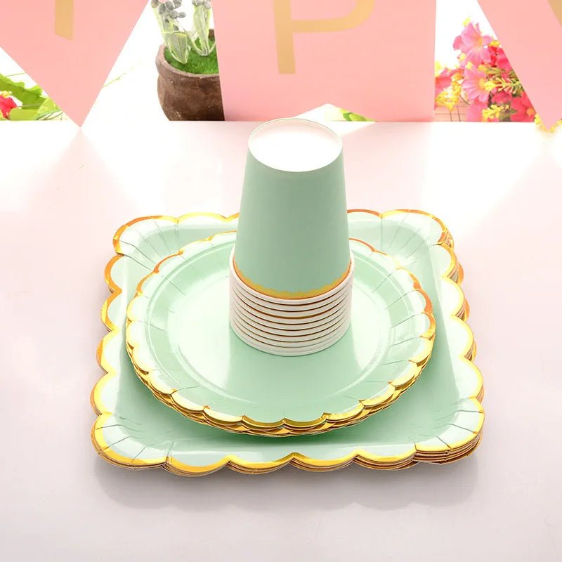 Elegant Lace Disposable Plates - Cake Pops Parties