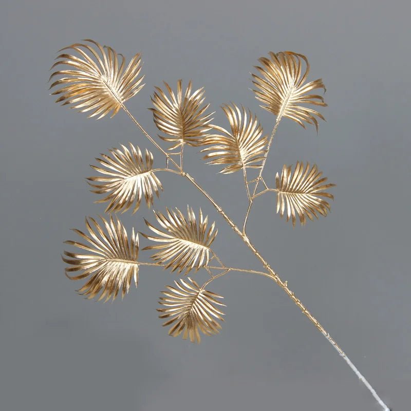 Golden Maple Leaf Christmas Decor - Cake Pops Parties
