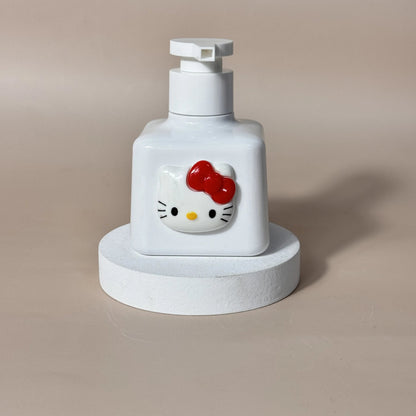 Hello Kitty Cartoon Pump Dispenser 200/300ml Portable Kawaii - Cake Pops Parties