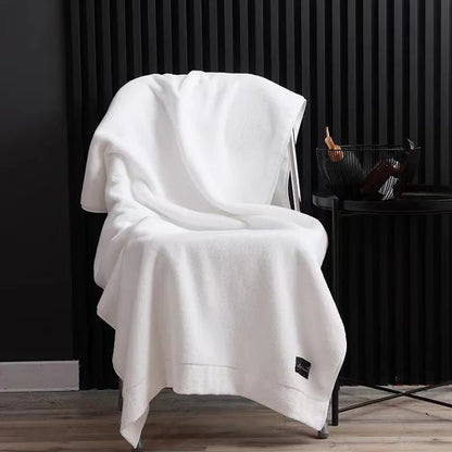 Luxury White Cotton Towel Set - Cake Pops Parties