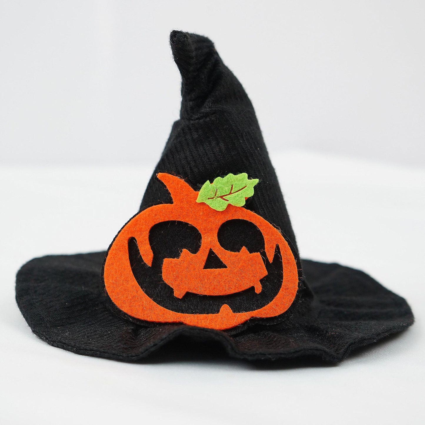 Magic Halloween Pet Hat Transformation - Cake Pops Parties