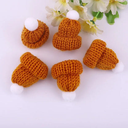Mini Knitting Hats Christmas Ornaments - Cake Pops Parties