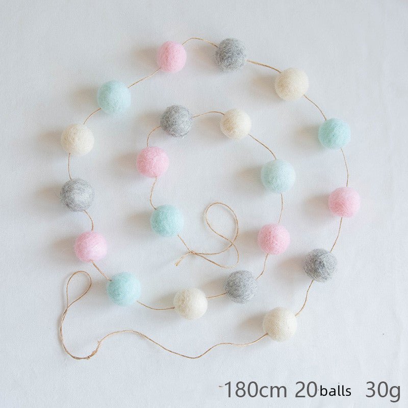 Nordic Felt Christmas Ornaments Set - Cake Pops Parties