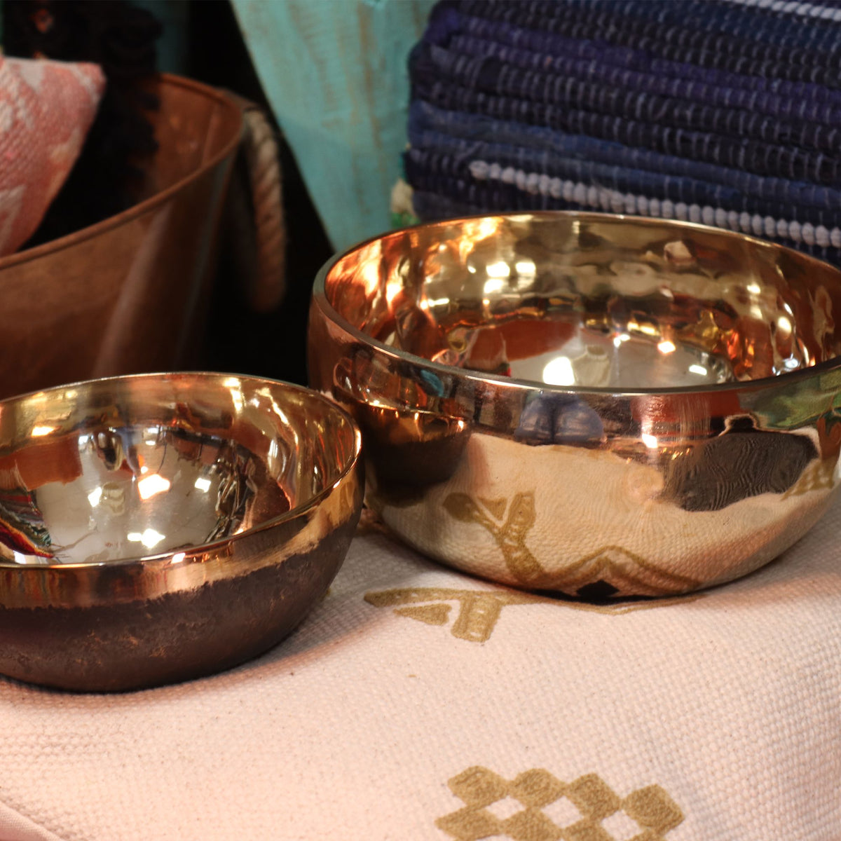 Large Handmade Singing Bowl 17cm, showcasing a beautifully crafted metal finish, ideal for relaxation and mindfulness. This stunning {{scent}} {{product_type}} makes a perfect Christmas Gift for home fragrance enthusiasts.