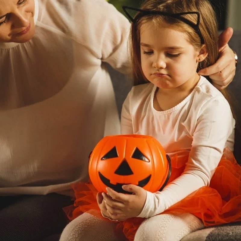 Portable Pumpkin Candy Box - Cake Pops Parties