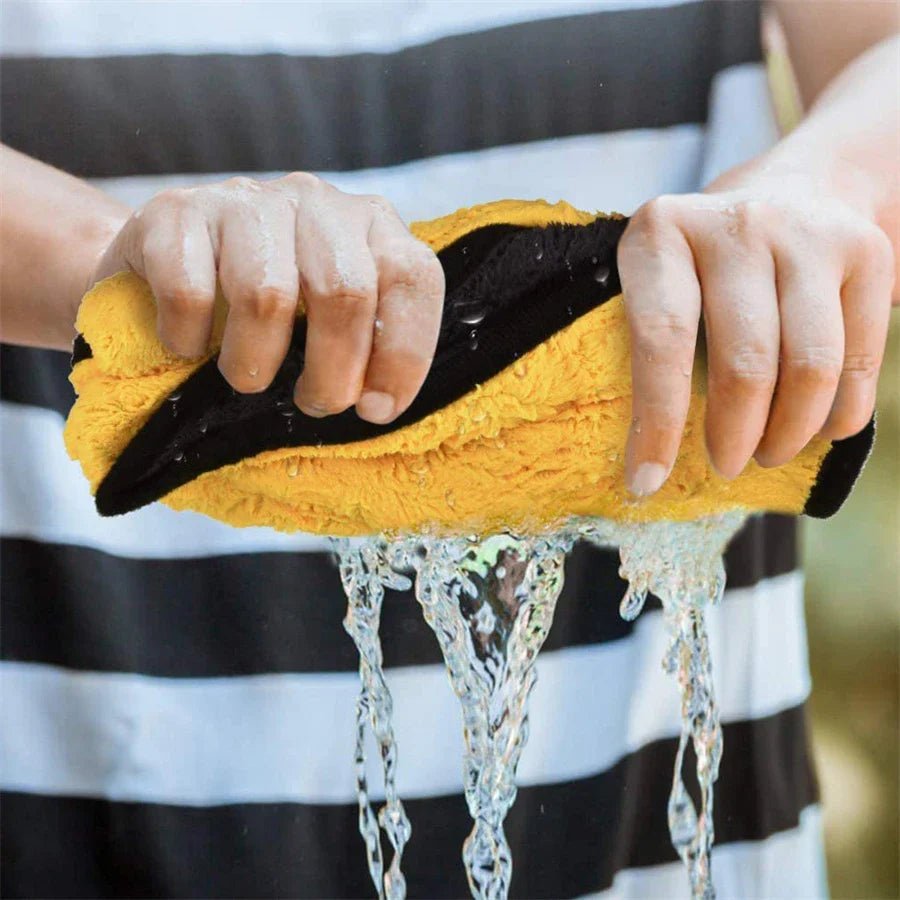 Professional Microfiber Car Cleaning Towels - Cake Pops Parties