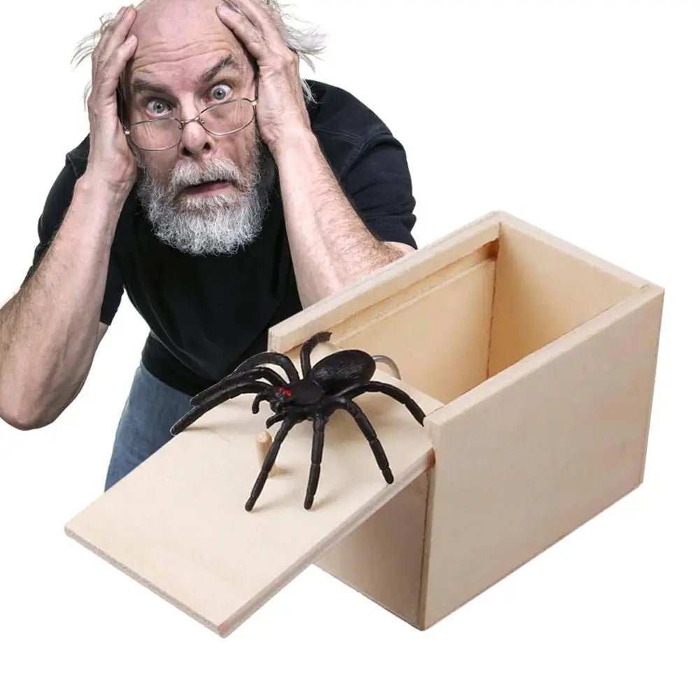Scary Spider Prank Box - Cake Pops Parties