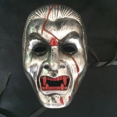 Scary Vampire Mask - Halloween Special - Cake Pops Parties
