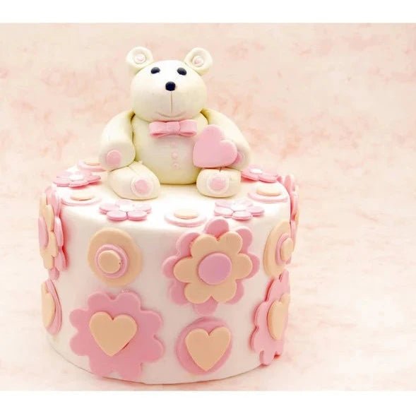 Teddy Bear Celebration Cake - Cake Pops Parties