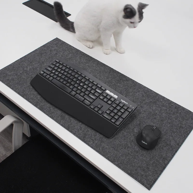 XXL Gaming Mouse Pad - Wool Felt Desk Mat - Cake Pops Parties